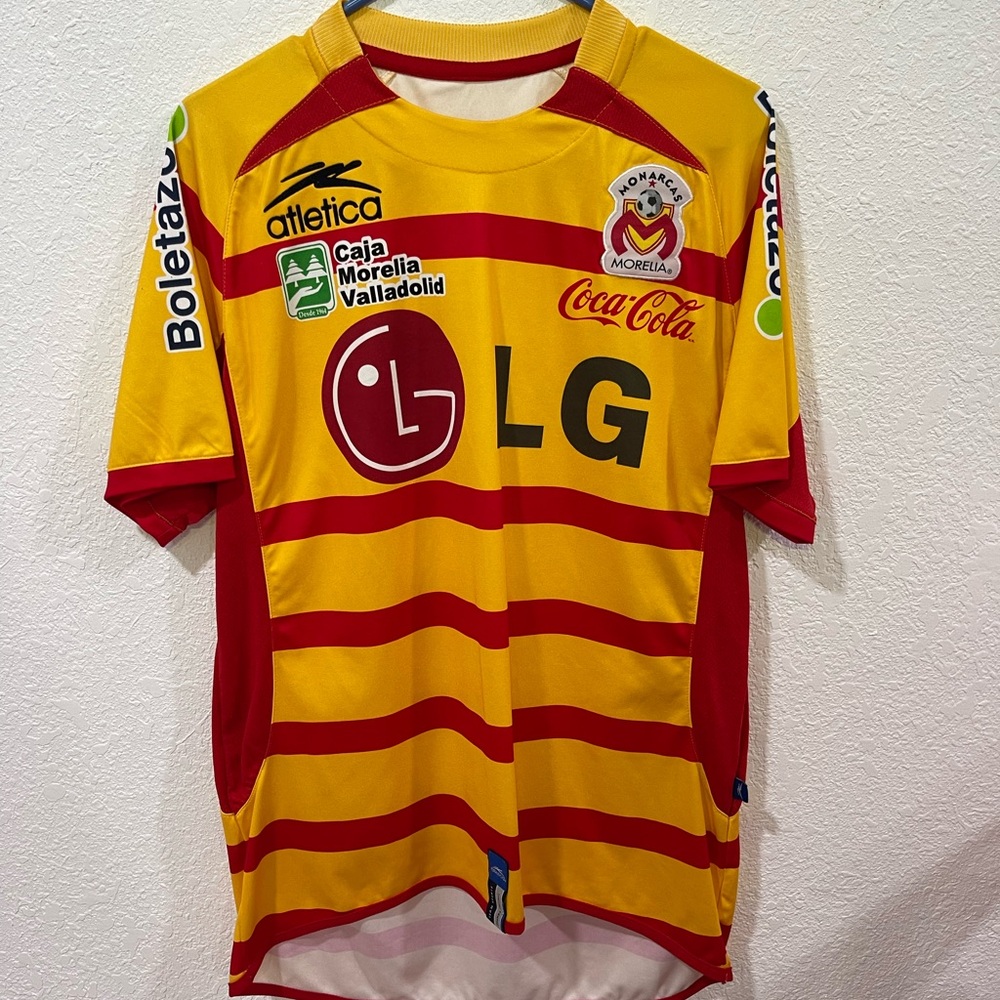 Atlética Yellow Sports Jersey